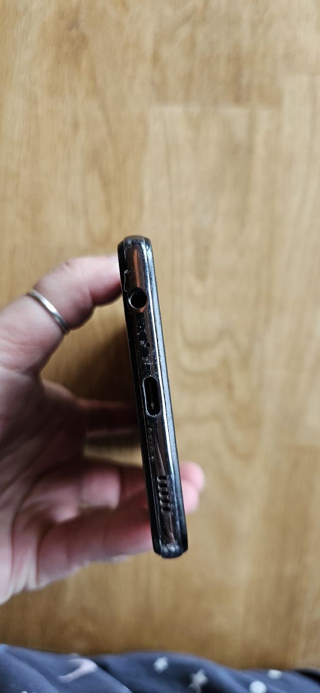 Samsung Telefoni cellulari / Smartphones: Samsung Galaxy A72, G5 schwarz, – Usato da Morschach venduto da Jean_Nine 2