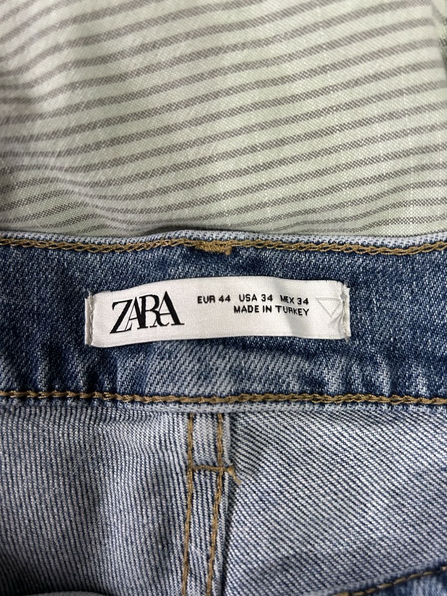 Zara Jeans: ZARA Jeans Shorts, destroyed Look, hellblau, Grösse 44 – Usato da Rebstein venduto da Sandroo.79 2