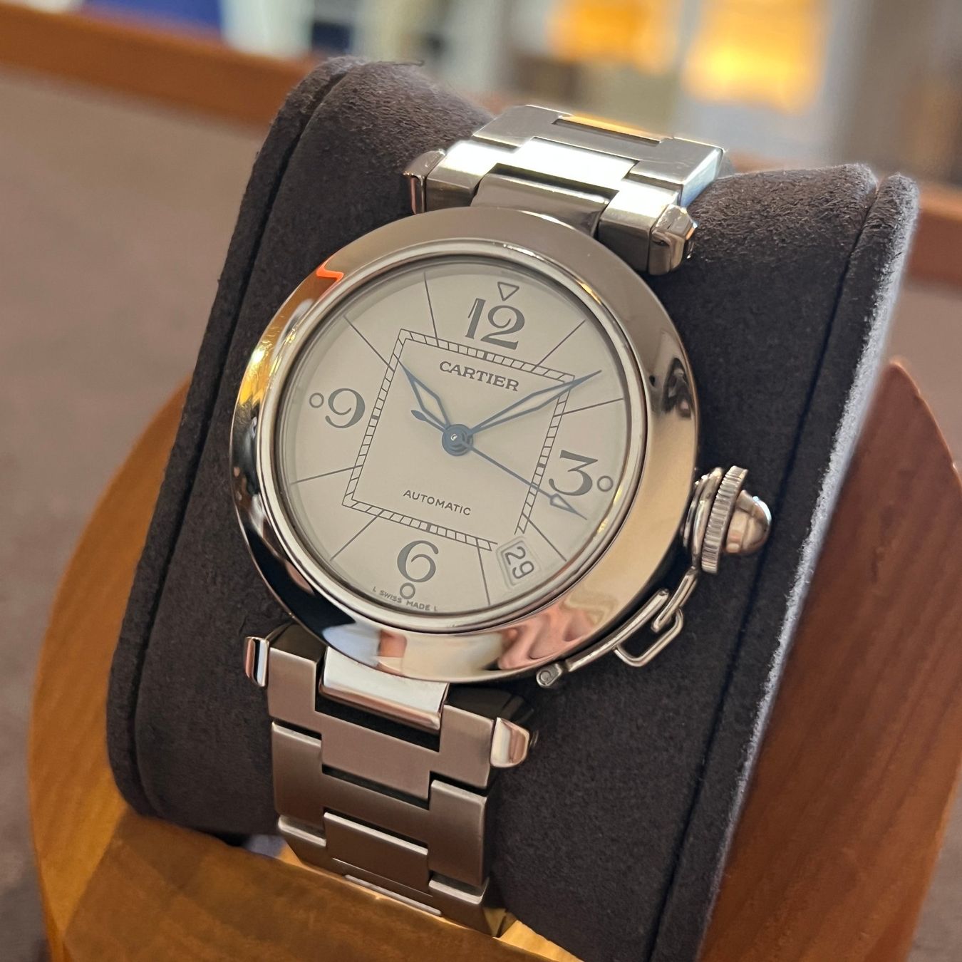 Cartier Montres: Cartier Pasha C Automatic 35mm W31074M7 – D'occasion à Carouge GE par Watchaser 2