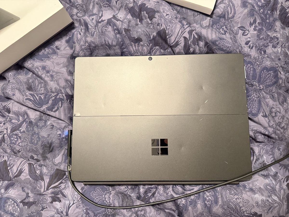 Microsoft Notebook: Microsoft Surface Pro 8 mit Type Cover – Usato da Derendingen venduto da M3LO 3