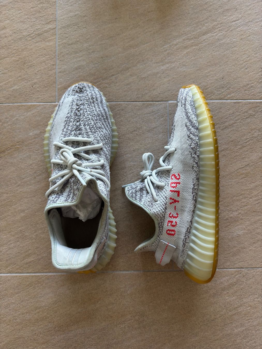 Adidas Scarpe da uomo: Yeezy 350 Blue Tint 9.5 US – Usato da Châtel-St-Denis venduto da Lou_Hock 2