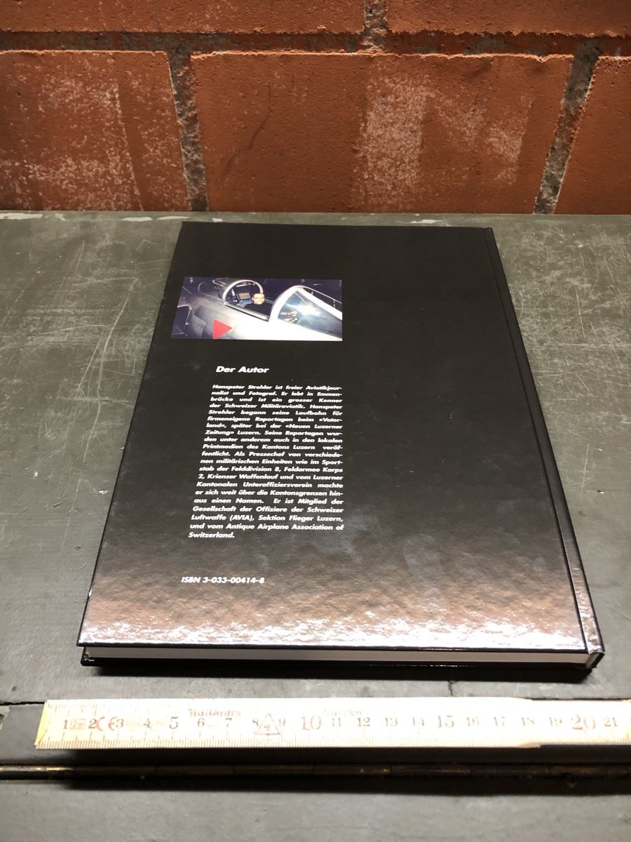 Libri: Der Schweizer P-16 Luftwaffe Kampfjet Pilot Kampfflugzeug – Usato da Madiswil venduto da TEMISO 6