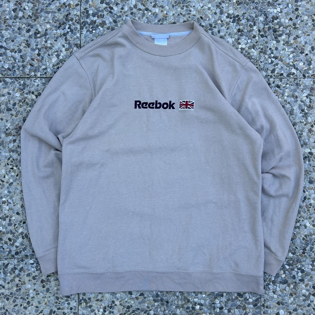 Reebok Maglioni & Felpe: Vintage Reebok embroiedered sweatshirt  – Usato da brent venduto da fukusapes