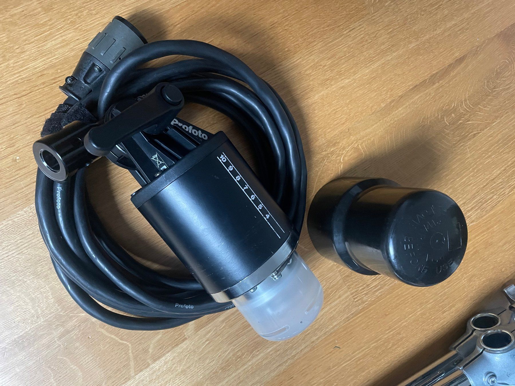 Profoto Flash: Profoto Acute/D4 head – Usato da Vevey venduto da c_lathion