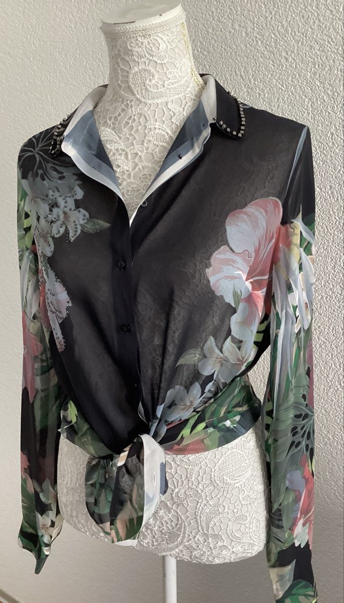 Guess Camicette: Blouse – Nuovo (secondo la descrizione) da Le Landeron venduto da ArianeNi