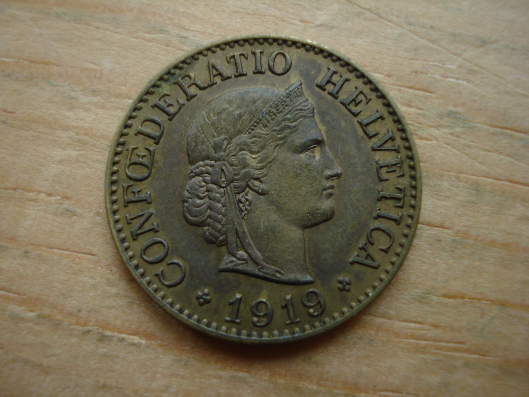 Alle Münzen: (B) 10 Rappen 1919 Messing – Gebraucht aus Erlach von Net-Coins
