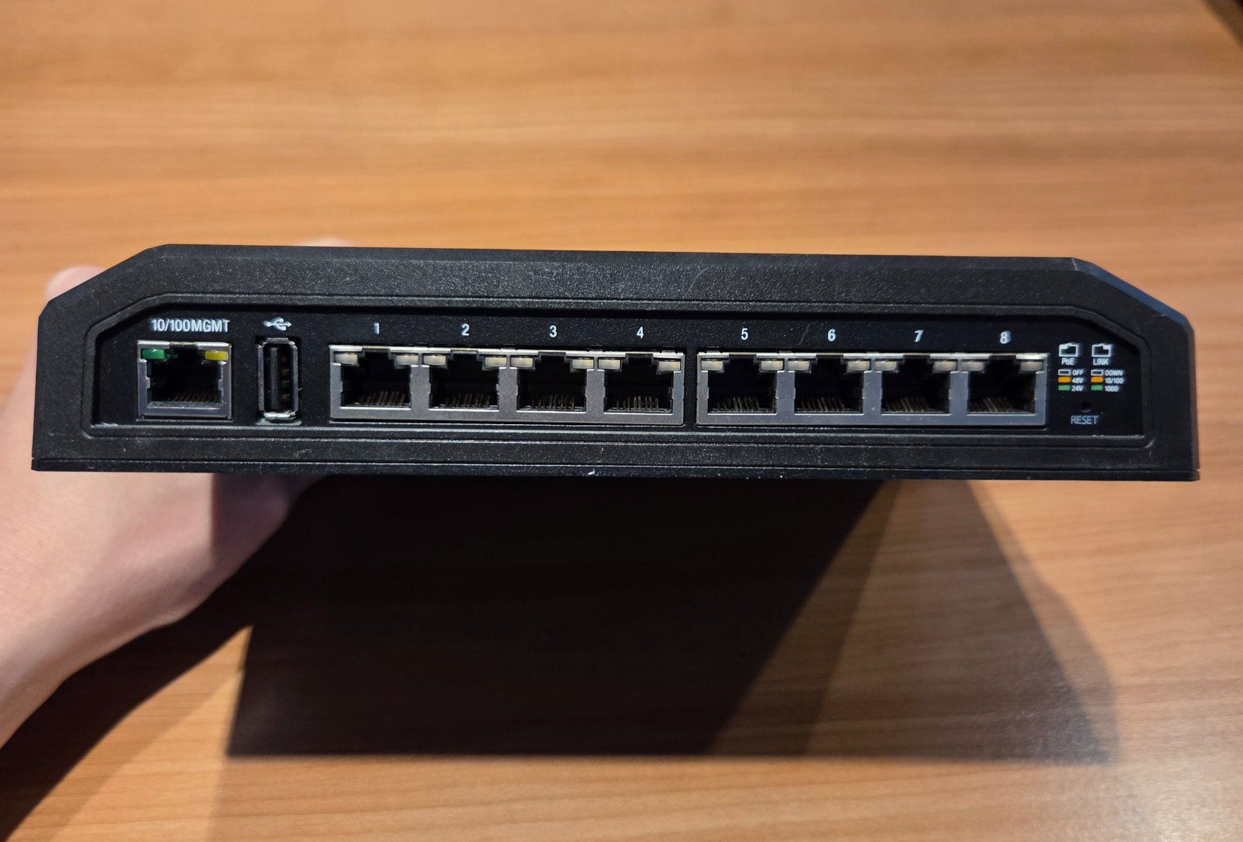 Ubiquiti Hubs & Switches: Ubiquiti Edge Switch 8 XP – Gebraucht aus Malleray von plucs 1