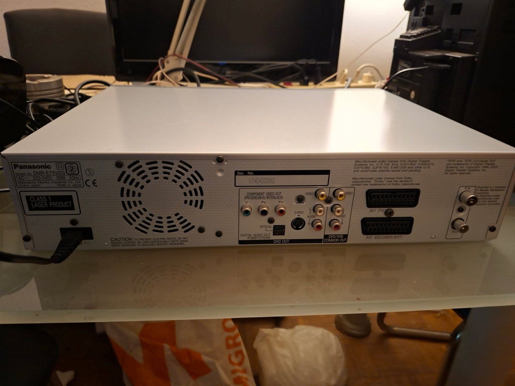 Panasonic Registratori: Panasonic DMR-E75V Kombi  DVD Recorder  und  VHS Recorder – Usato da Wittenbach venduto da Nostalgie1965 4
