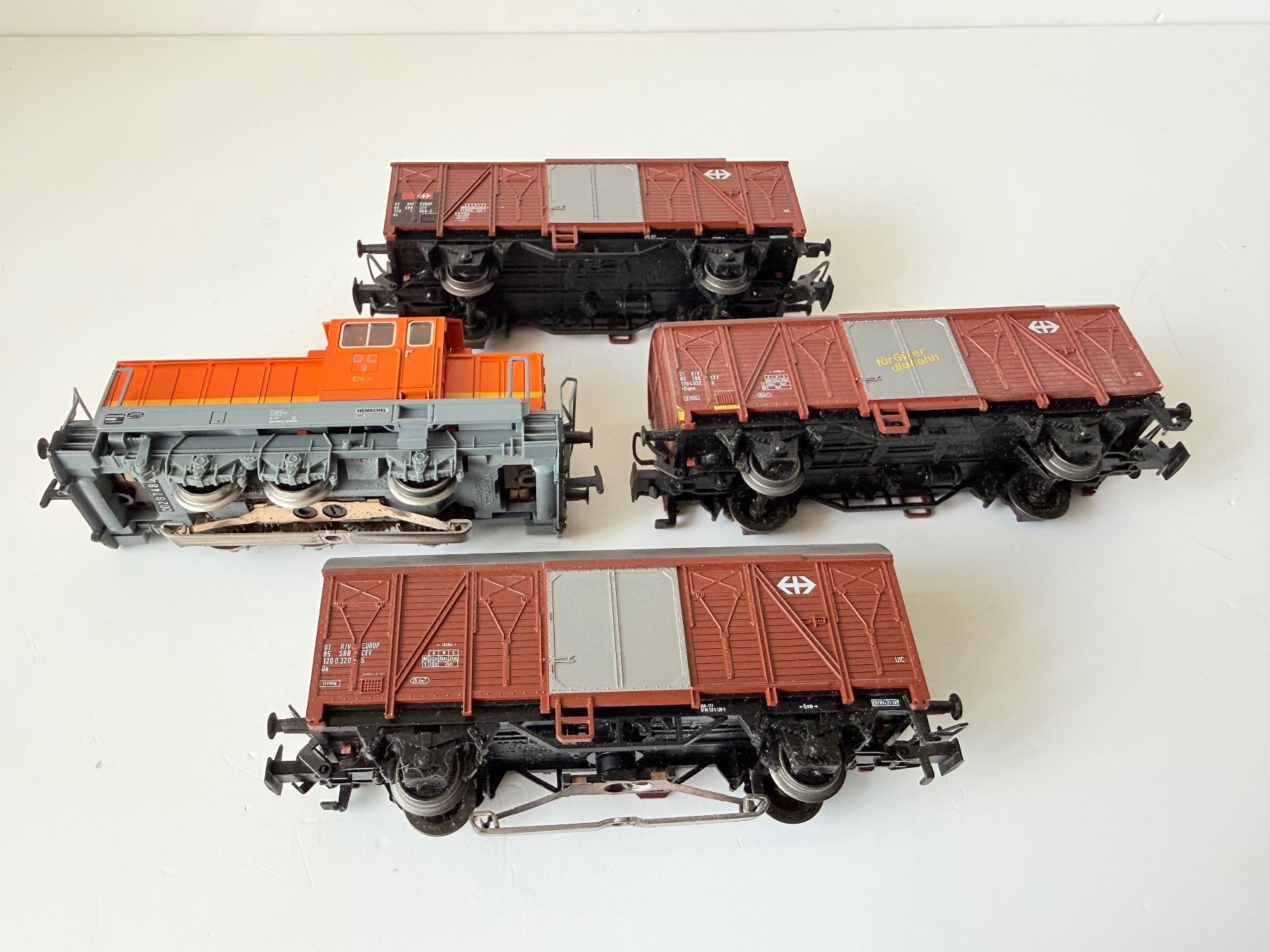 Modellini di ferrovie: Märklin HO Schweizer Nebenbahn-Güterzug – Usato da Zwingen venduto da moje1 1