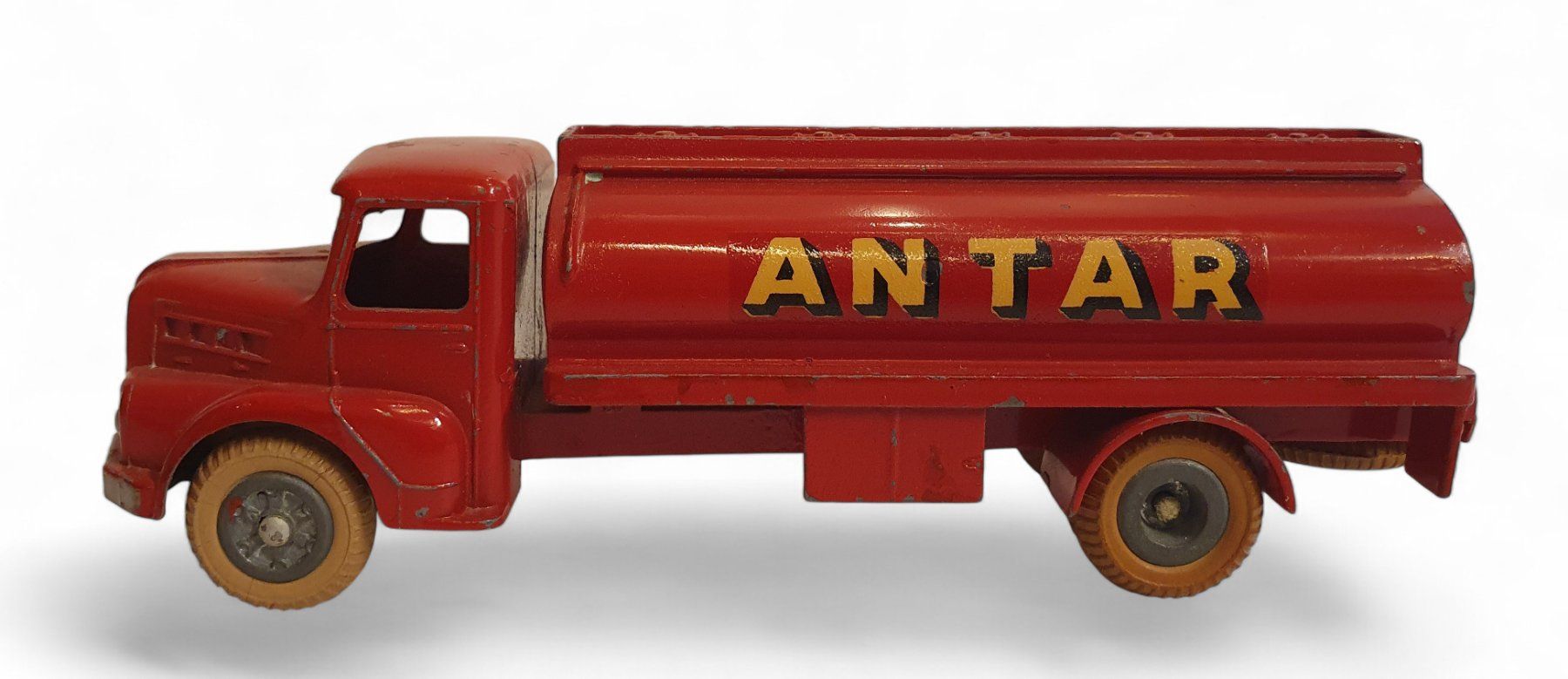 Modellini d'auto: alter JRD ANTAR Tank-Lastwagen – Usato da Flawil venduto da RoverVitesse