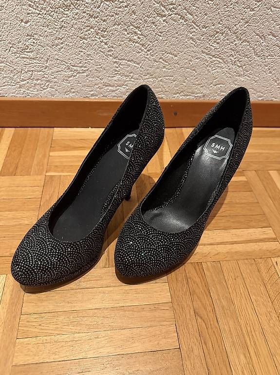 Scarpe da donna: Pumps mit Glitzer Gr. 38 – Usato da Amriswil venduto da Real01