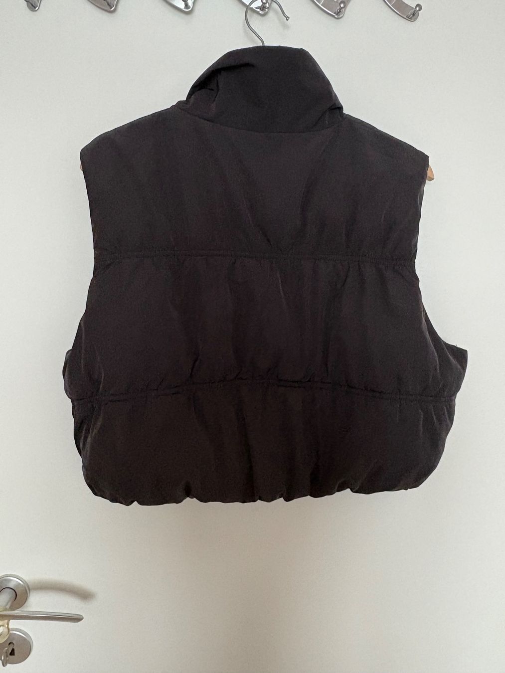 H&M Giacche: H&M Divided Jacke schwarz Grösse M – Usato da Itingen venduto da emi_khc2 1