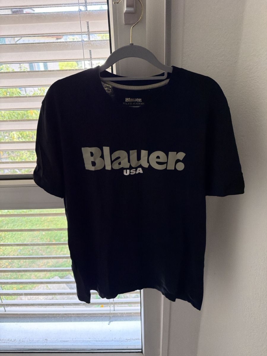 T-shirt: T-shirt Blauer – Usato da La Tour-de-Peilz venduto da Botlero