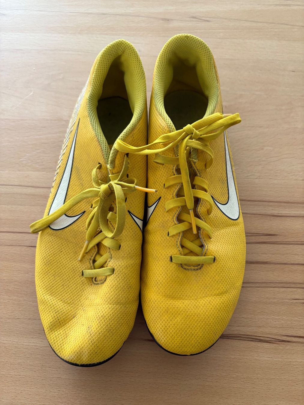 Nike Herrenschuhe: Fussballschuhe - Nike - Grösse 41 – Gebraucht aus Oberuzwil von Tomsi_9 1