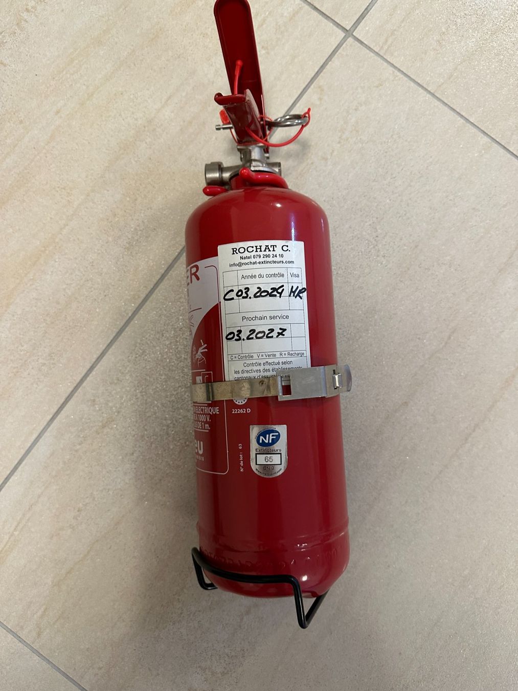 Estintori: Extincteur 2kg – Usato da Lausanne venduto da ebe_t9gw 1