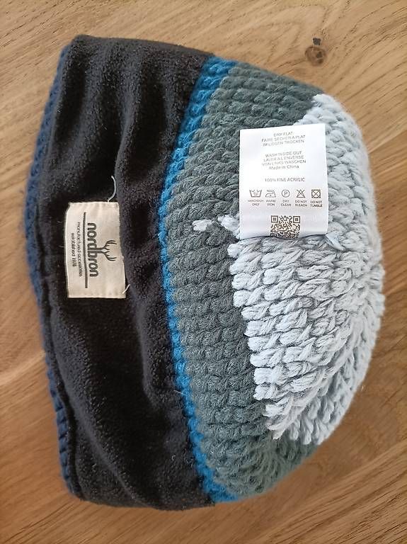 Copricapi, berretti & cappellini: Wintermütze nordbron – Usato da Amriswil venduto da MiCastel 1