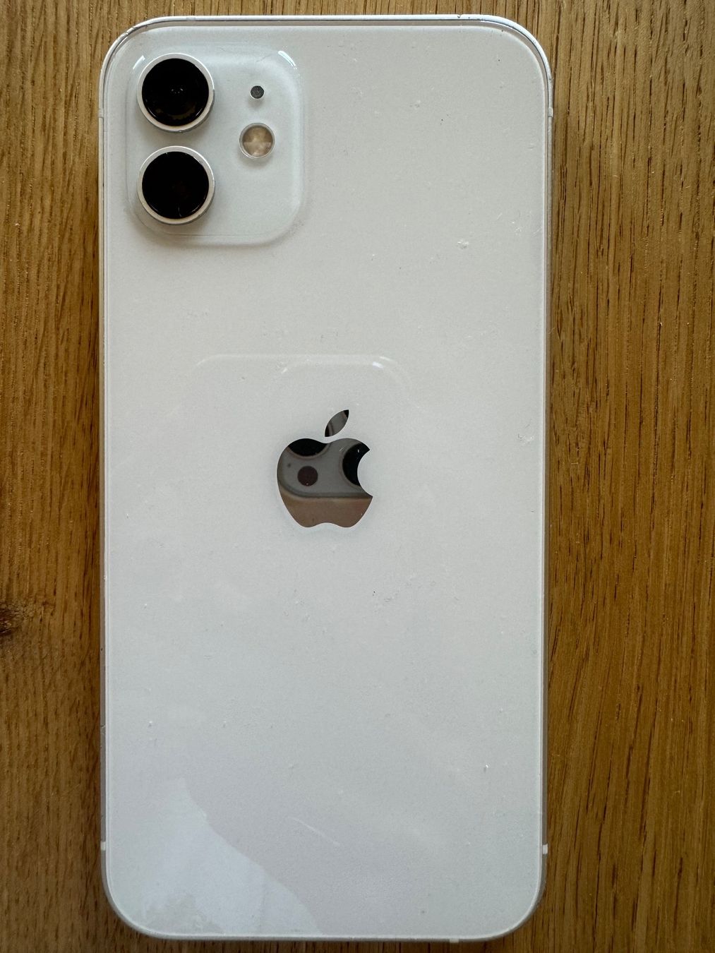 Apple Handys / Smartphones: Iphone 12 White 128GB – Gebraucht aus Schüpfheim von  3