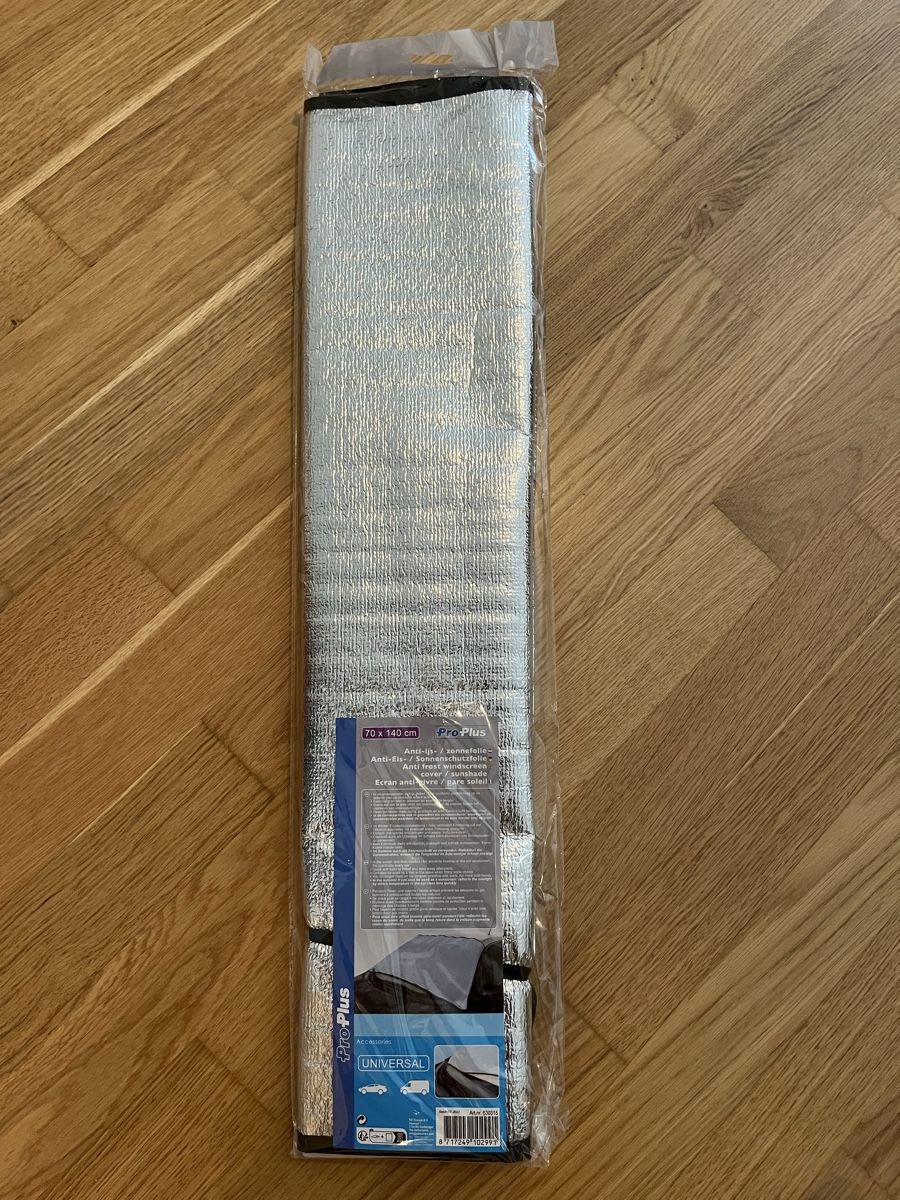 Ritocchi & pellicole di protezione: Auto Sonnenschutzfolie 70 x 140 cm – Nuovo e nell'imballaggio originale da Bülach venduto da roemmtim