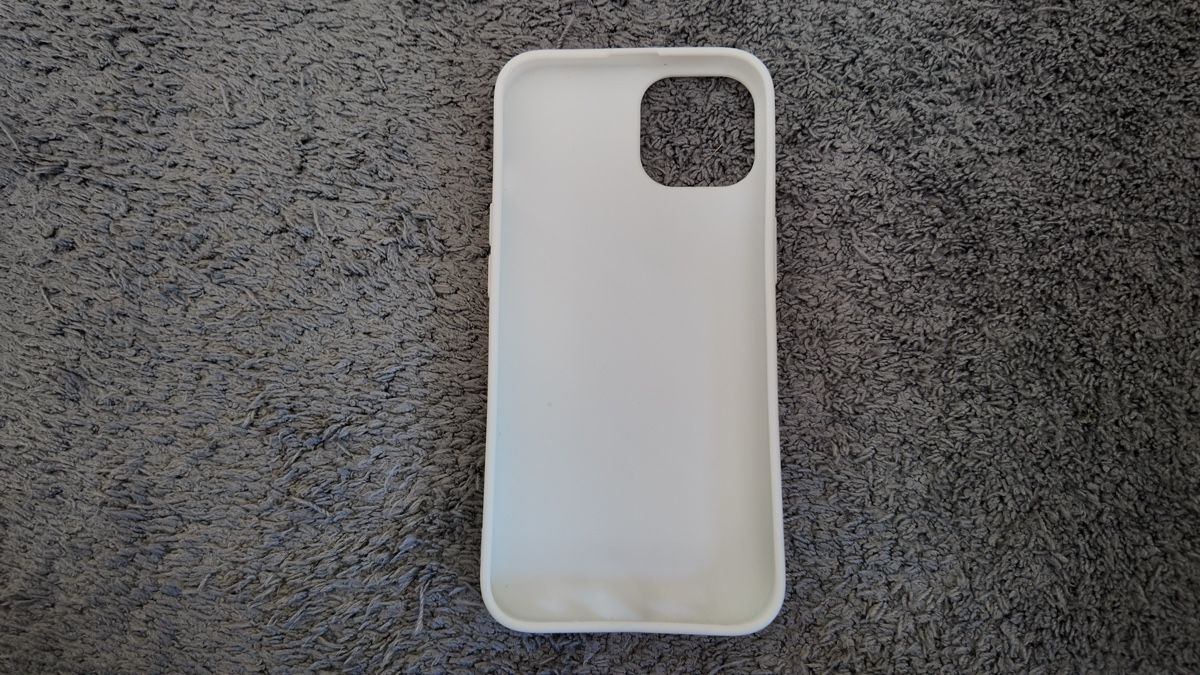 Covers & Schutzfolien: Coque d’Iphone 13 marbrée solide – Neu und originalverpackt aus Denges von val_j8w7 1