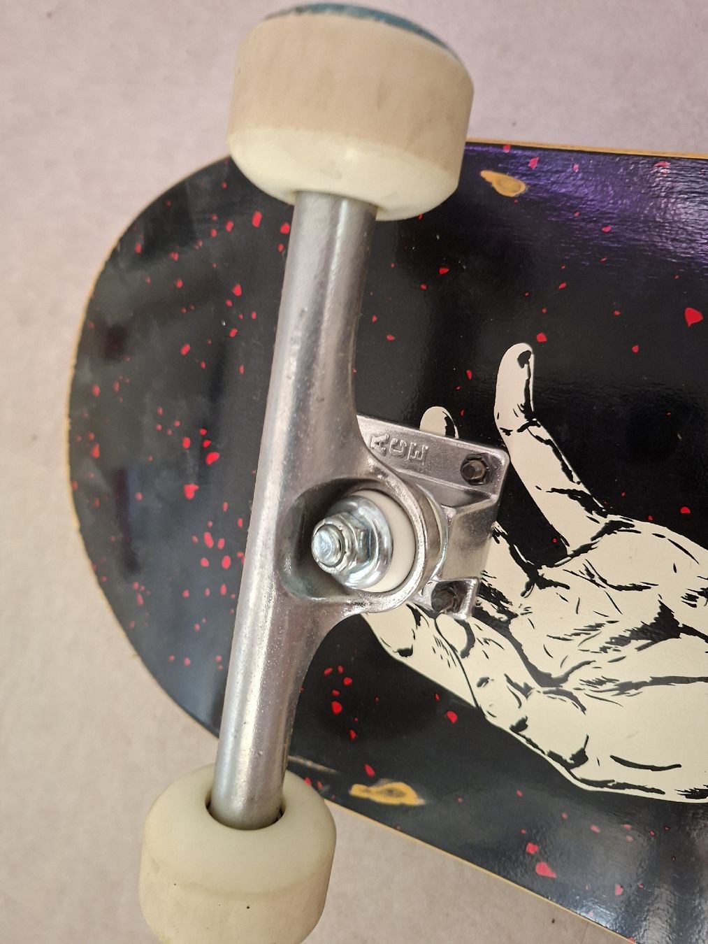 Skateboards: skate complet  9.5 – Usato da Villeneuve VD venduto da mat_mrh7 1