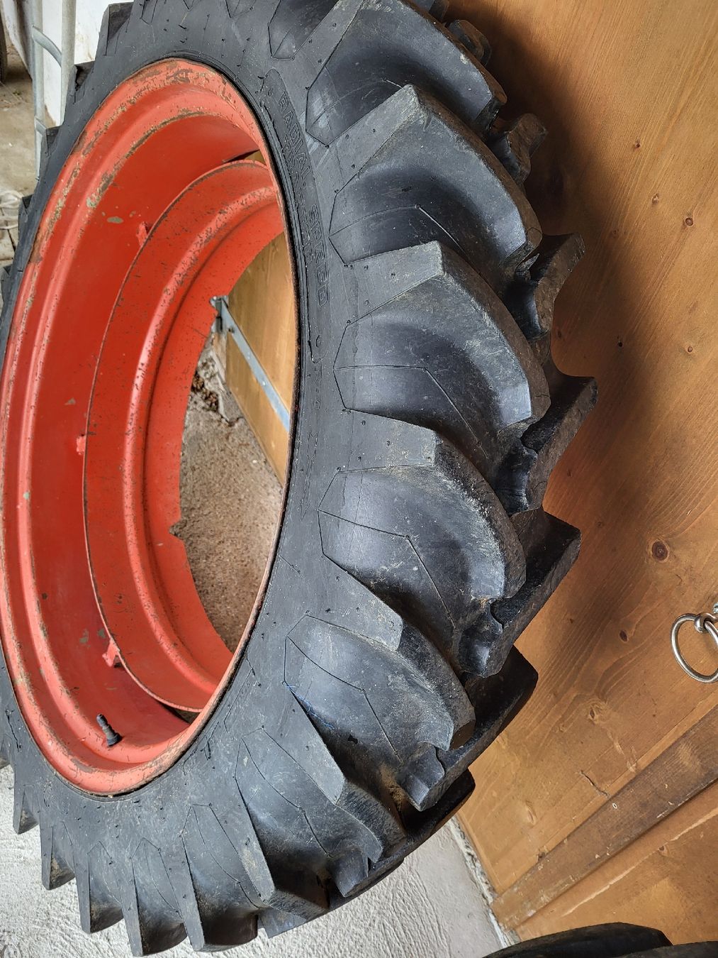 Pneus & Roues: Doppelrad Traktor 9.5R36 – D'occasion à Höfen b. Thun par Super75 7