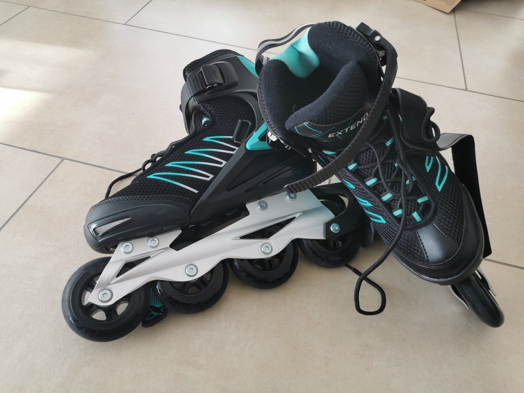 Pattini in linea & Pattini a rotelle: Damen Inlineskates Grösse 39 – Usato da Rickenbach b. Wil venduto da VeryLovelyThings 3
