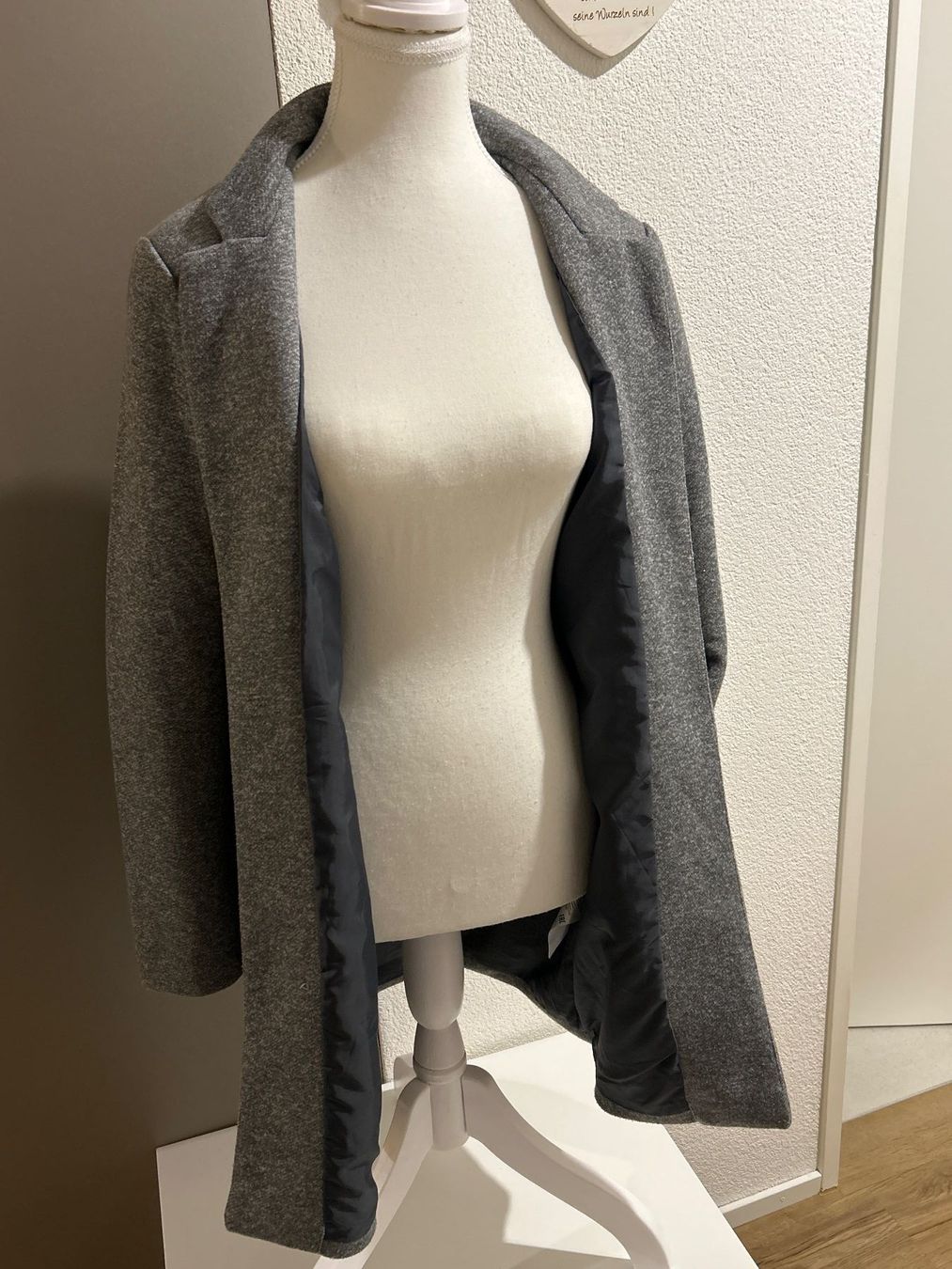 Only Cappotti: ONLY  Kurz - Mantel -Light Grey Melange Gr. M – Nuovo (secondo la descrizione) da Brunnen venduto da Nala2929 4