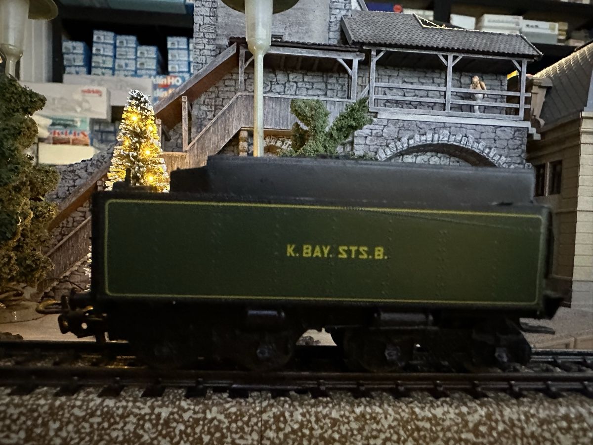 Märklin Modellini di ferrovie: Märklin 3092 K.Bay.Sts.B. S/3 Tender – Usato da Lupsingen venduto da New-Haven 1