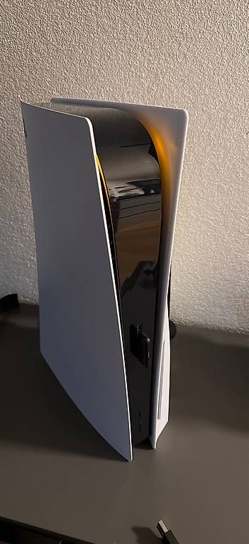 Sony Console: Playstation 5 Disc praktisch neu – Nuovo (secondo la descrizione) da Flawil venduto da Giuliano95