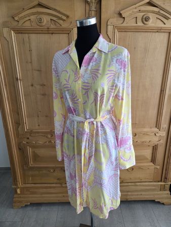 schönes Kleid Herzensangelegenheit