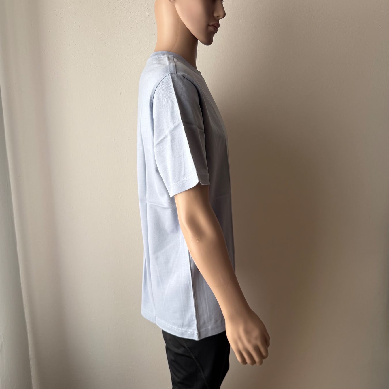 T-shirt: ONLY & SONS T-Shirt 🩵 – Usato da Zürich venduto da ClosetQueen 4
