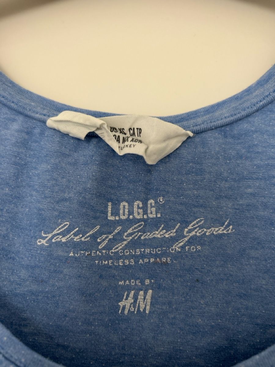 H&M Camicette, T-shirt & Top: Débardeur bleu claire  – Usato da Savigny venduto da Althea0202 1