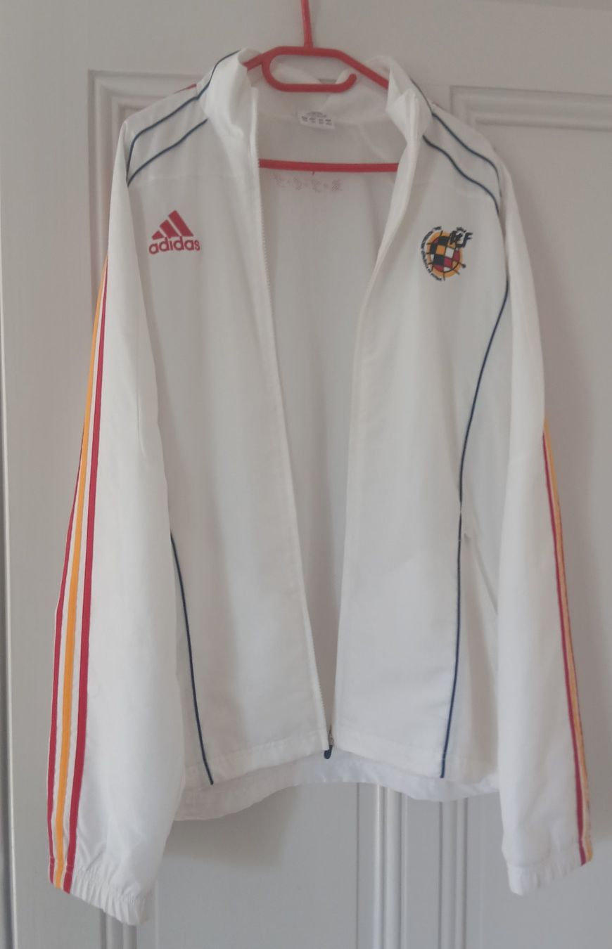 Adidas Giacche: Fussball Trainingsjacke Adidas Spanien Gr.L – Usato da Murten venduto da Elyanis 1
