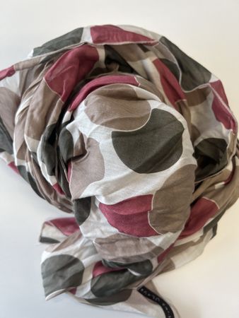 Foulard Manila Grace con motivi geometrici
