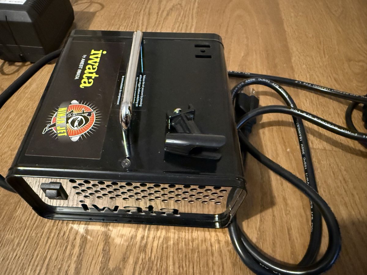 Kompressoren: Iwata Ninja Jet compressor – Gebraucht aus Zürich von cpthamandeggs 2
