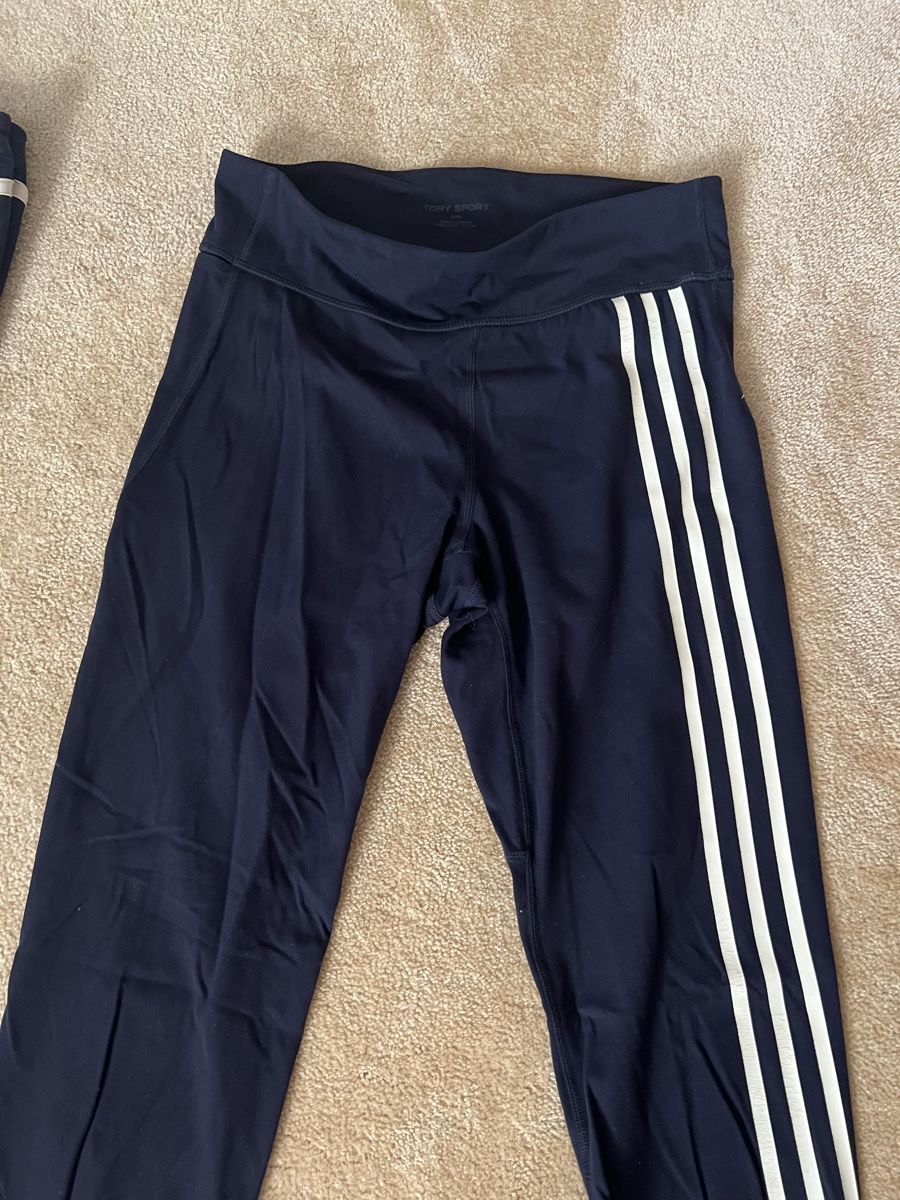 Leggings: 3 Designer Sport Legging Gr. M – D'occasion à Kilchberg ZH par Lisavivienne 1