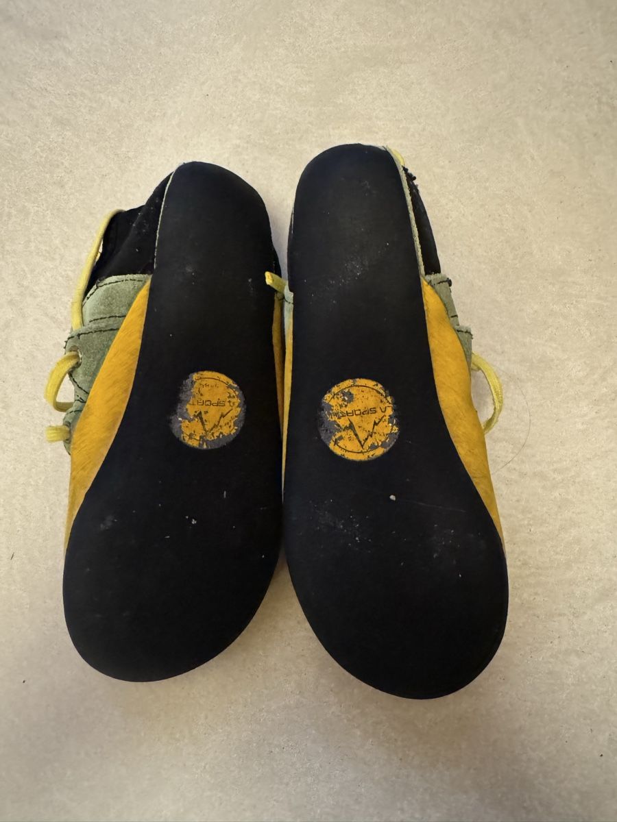Kletterwände & Klettergriffe: Kletterschuhe 32-33 – Gebraucht aus Klosters von ste_5crp 1