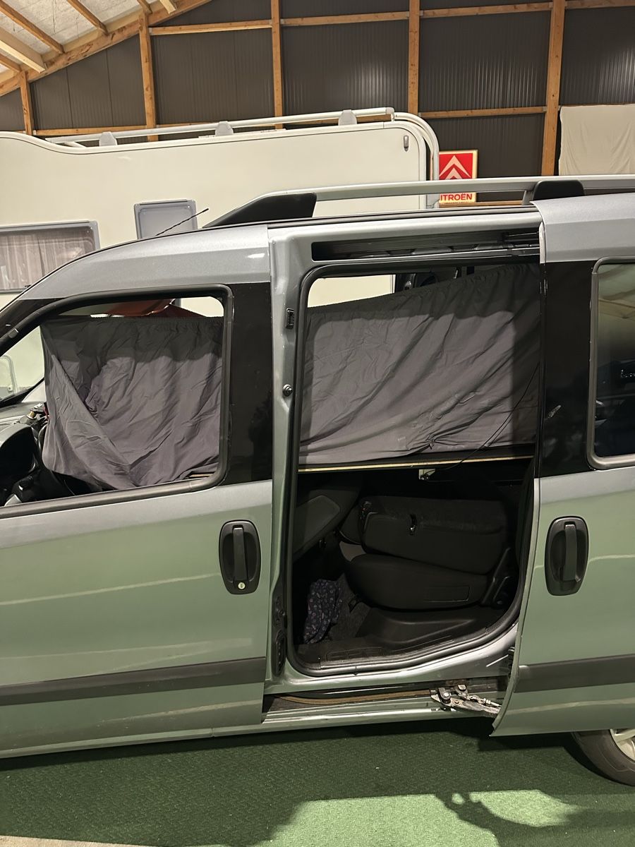 Véhicules de camping: Auto Himmelbett – D'occasion à Pieterlen par Sadu 1