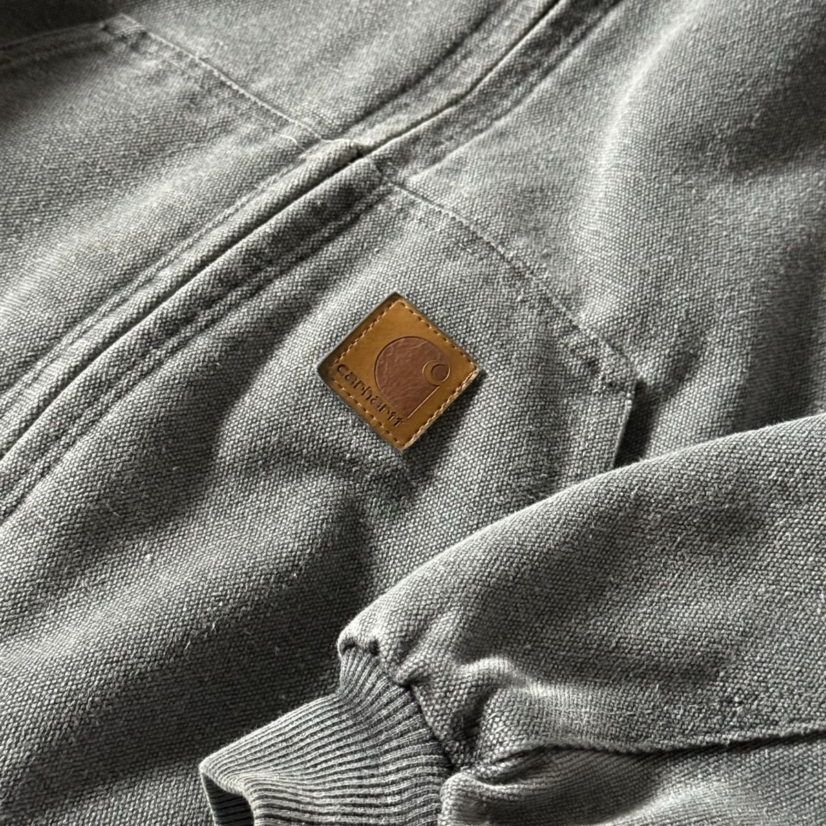 Carhartt Giacche: Veste Carhartt d'hiver à capuche – Usato da Bouveret venduto da Diegzzzz 2