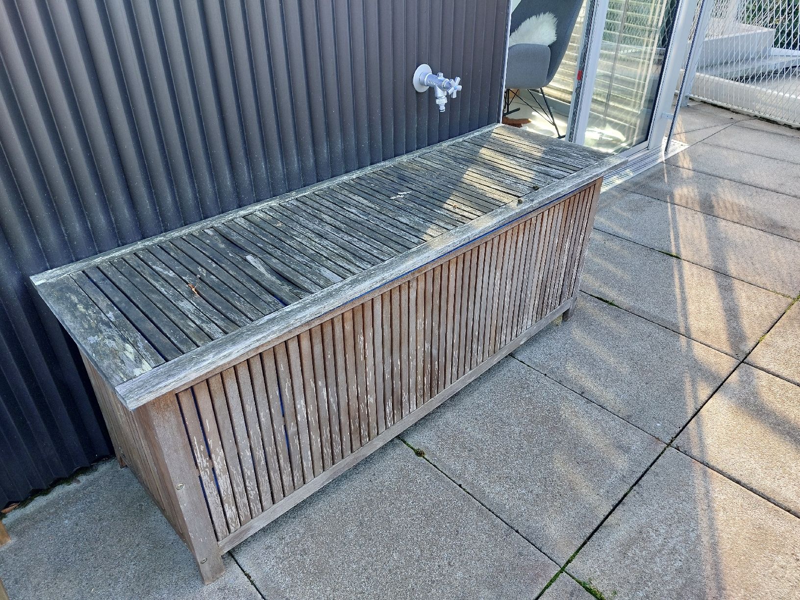 Truhe/Box aus Akazien Holz für Balkon oder Garten (Gebraucht) in Thalwil für CHF 45 – nur Abholung auf Ricardo kaufen