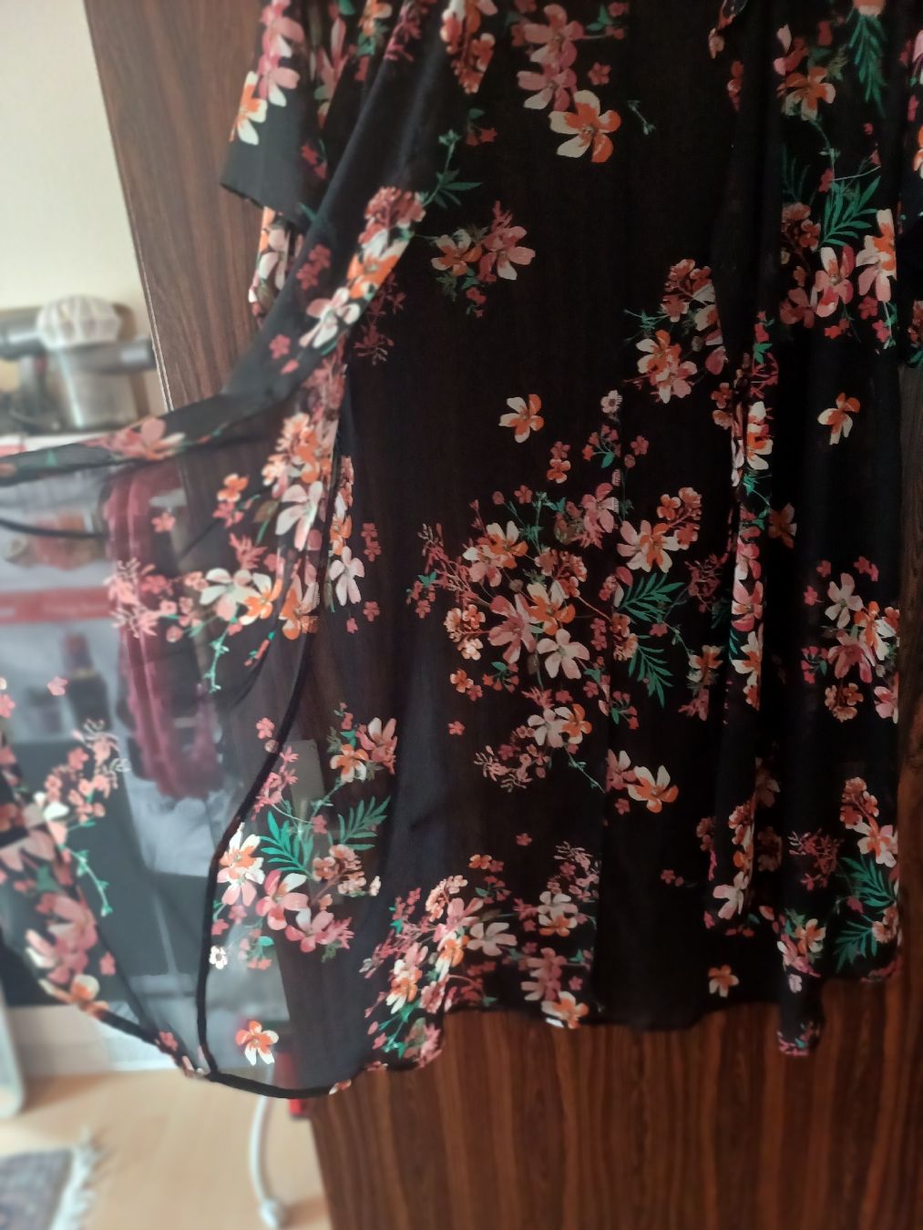 Kleider: Leichtes Blusensommerkleid mit Blumenprint – Gebraucht aus Ostermundigen von Loulilou86 1