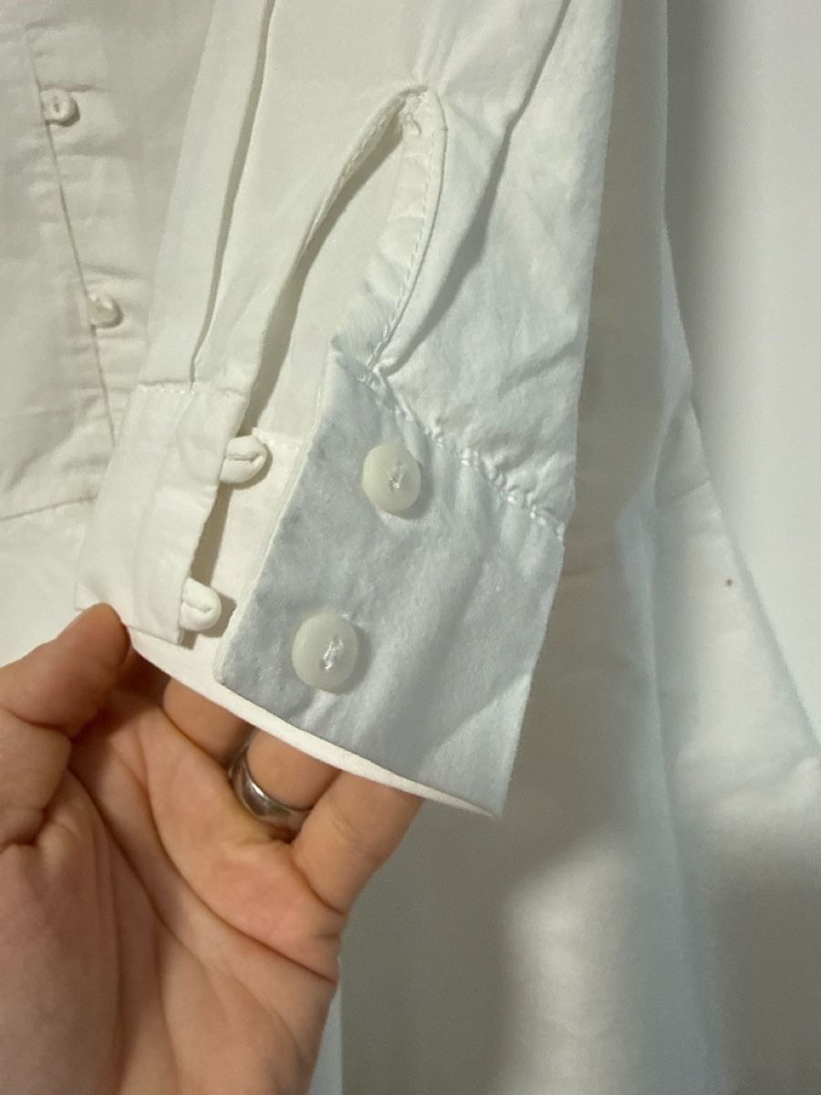 Zara Vestiti: White Ruffle Blouse - Stylish Spring Wardrobe Staple! – Usato da Effretikon venduto da lio_gjr8 4