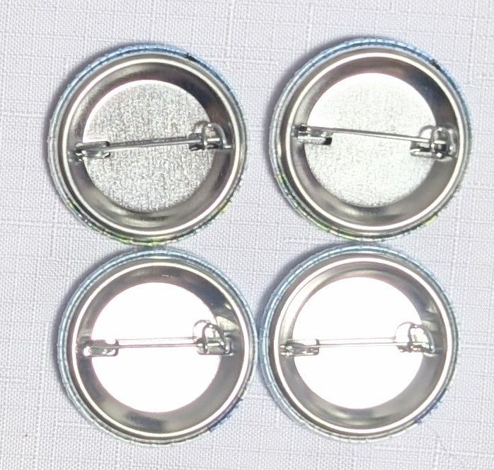 Broschen & Nadeln: 4x Globi - Button - Anstecker - Pin Globi-Verlag – Neu (gemäss Beschreibung) aus Wängi von ABIZONE-86 1