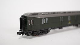 e37 Spur N Roco DB Deutsche Post Postwagen