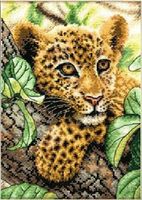 Leopard auf Baumstamm – zum STICKEN