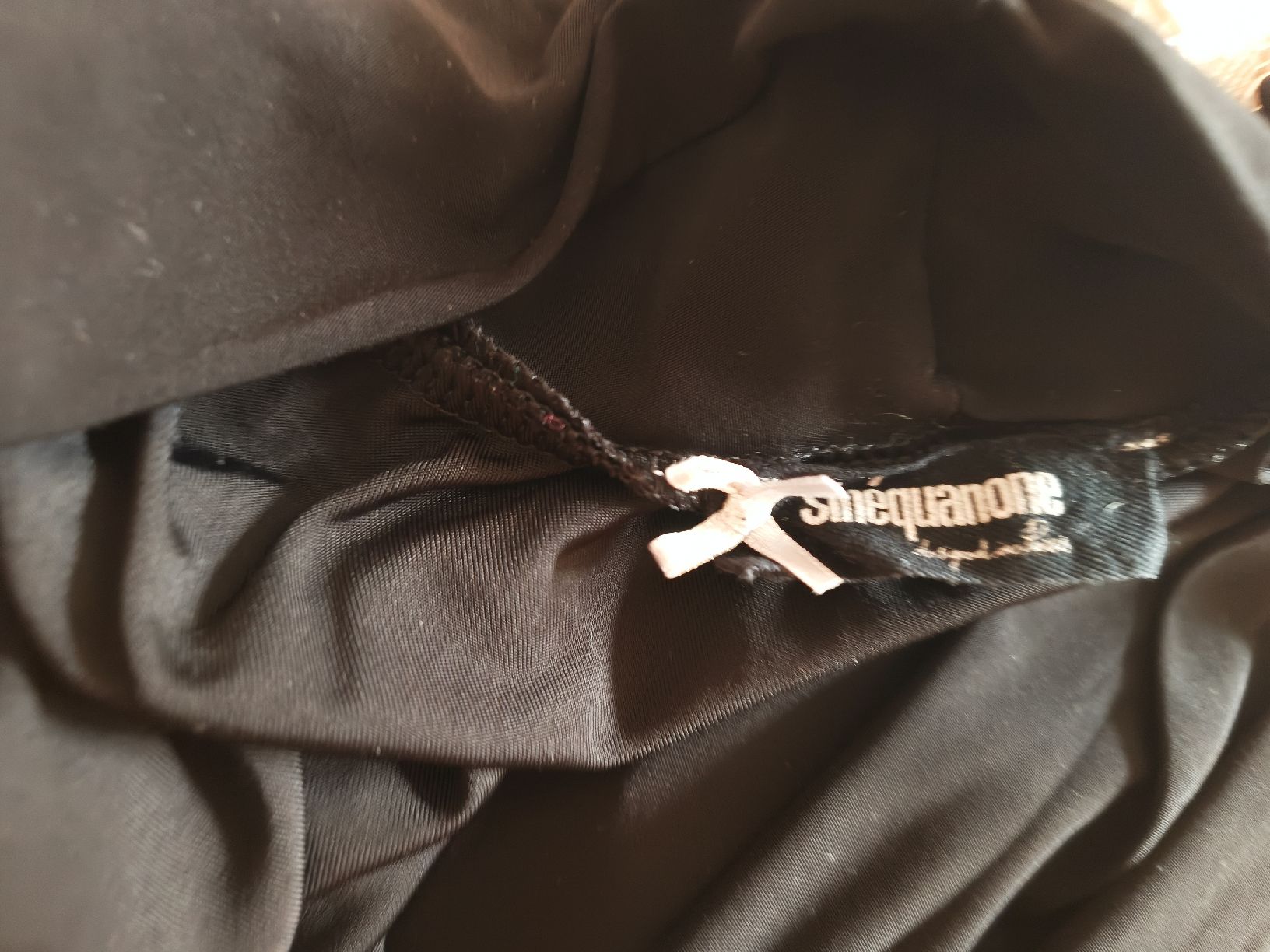 Vestiti: Petite robe noire Sinéquanone L – Usato da Chamoson venduto da Yuriyaa 3