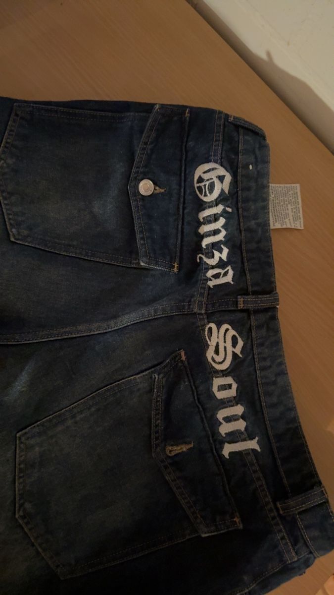Bershka Jeans: Bershka Jeans mit Drachen Muster  – Usato da Worb venduto da sea_7cbl 2