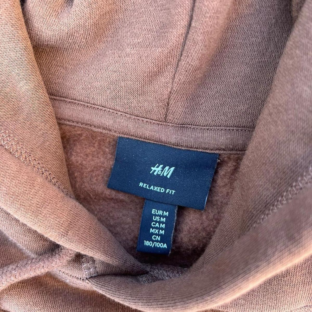 H&M Maglioni & Felpe: Brandneu Hoodie Braun Basic H&M – Nuovo (secondo la descrizione) da Riehen venduto da art_c76v 2