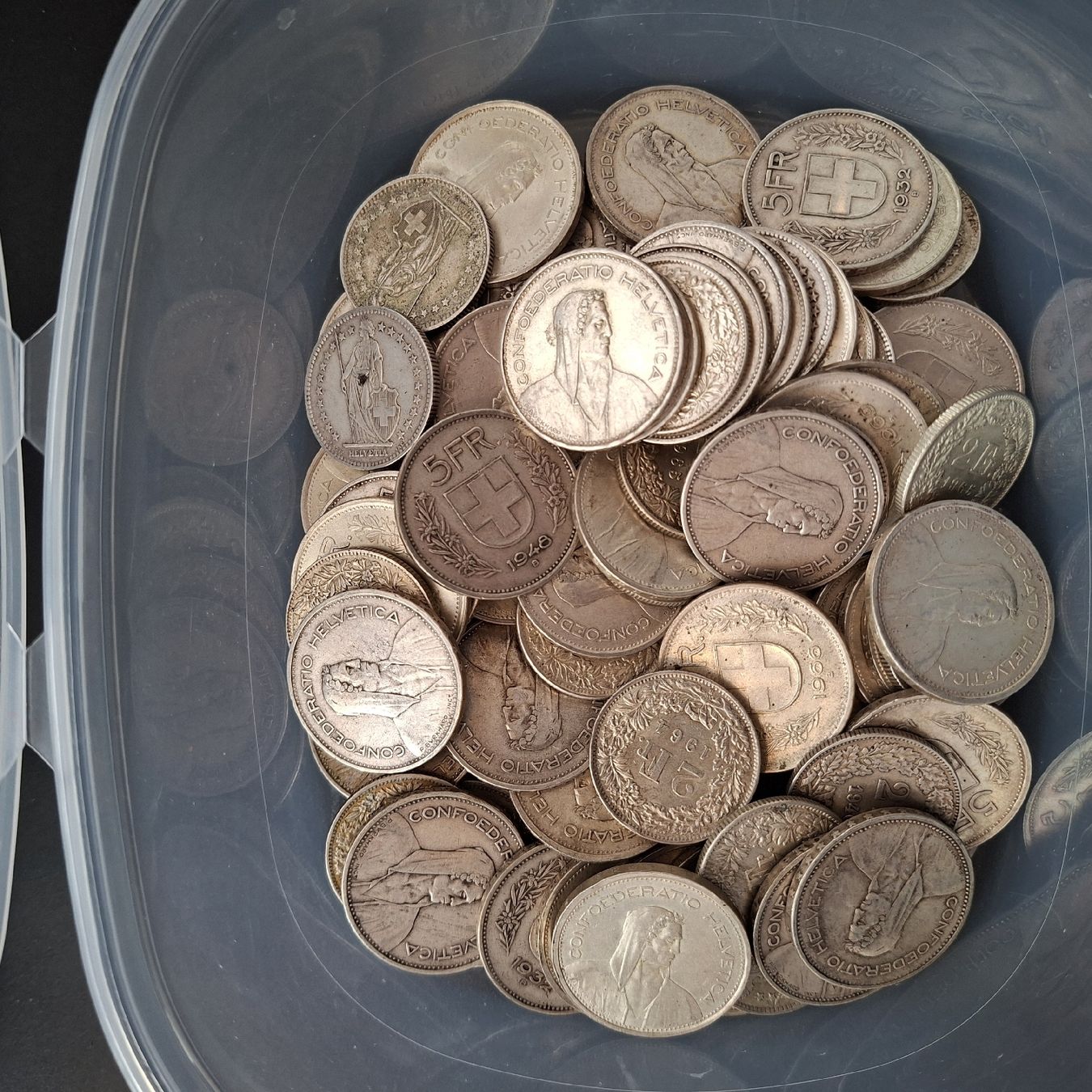 Tutti le monete: 2 Kilos pièces Suisse en argent – Usato da Onex venduto da Chooseyoursneaks 2