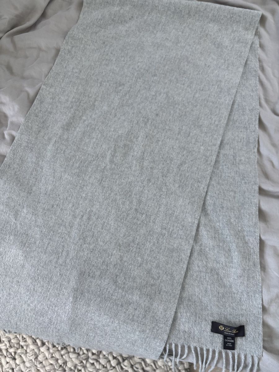 Loro Piana Foulards, Tücher & Schals: Loro Piana Kaschmir Schal silber grau wunderschön – Gebraucht aus Zürich von car_9sdb 3